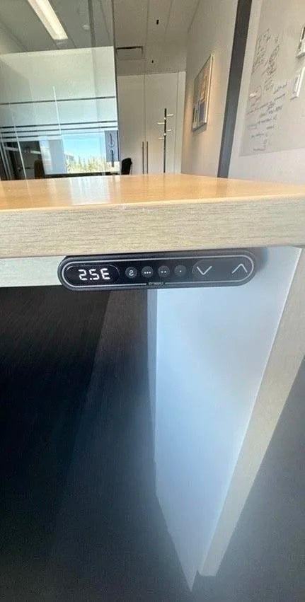 Teknion LH U-Shape Electronic Sit Stand Desk w/Shelf, FF, BBF Ped