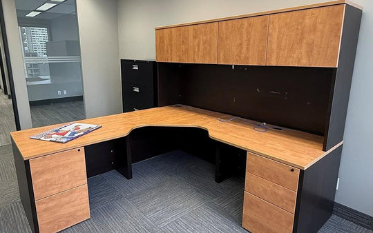 L-Shape Desk w/Hutch, BBF, FF Ped (Reversible)