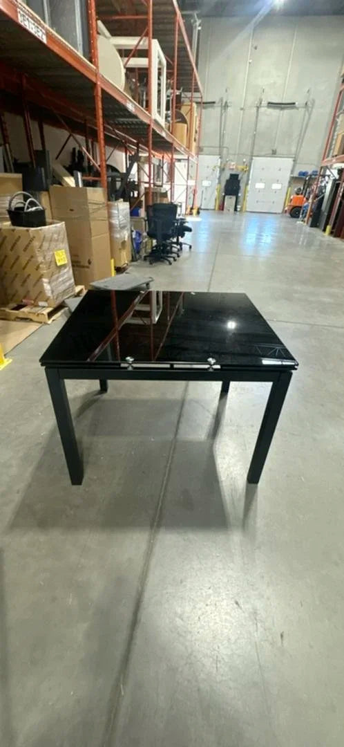 Rectangular Glass Table w/Rectractable Leaves