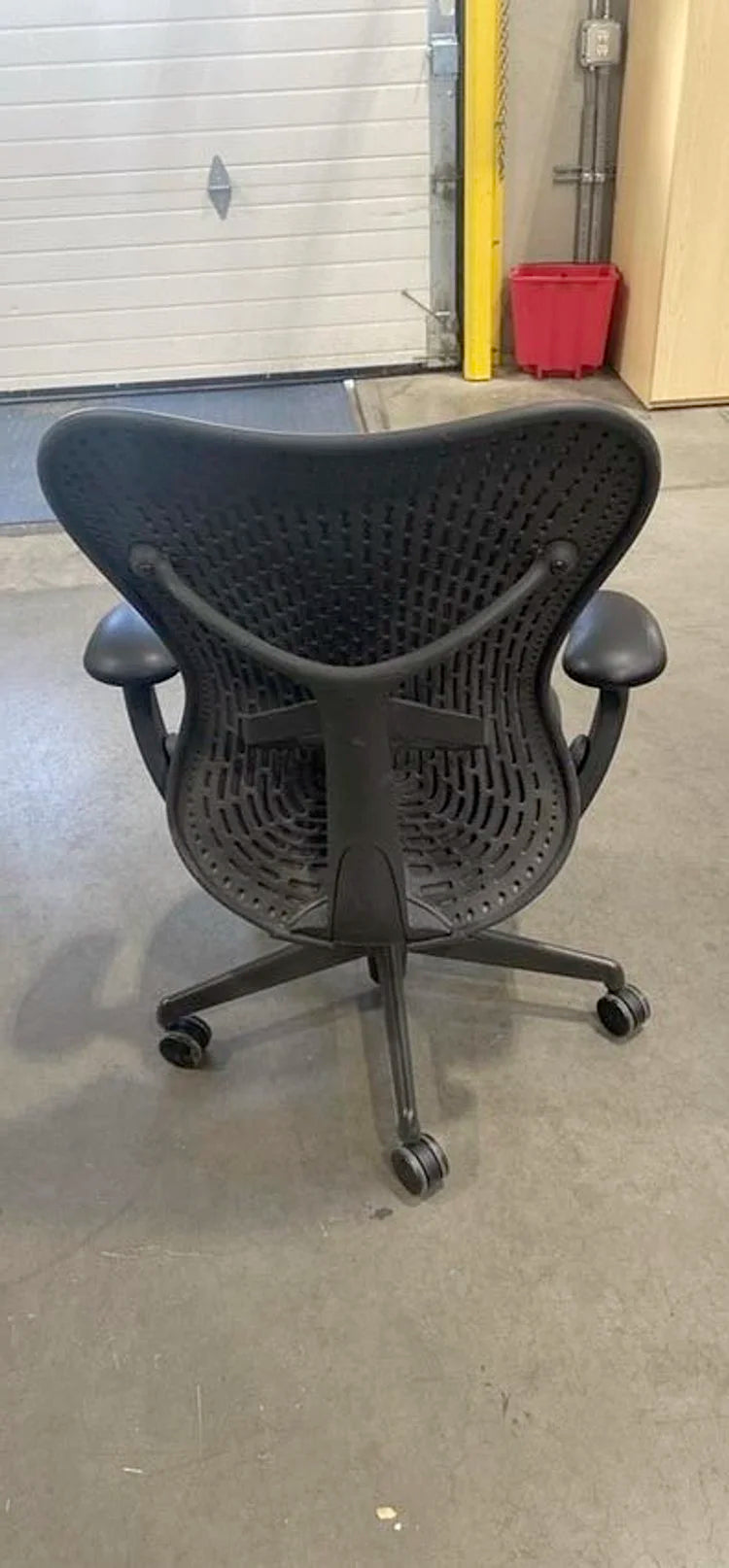 Herman Miller Mirra Meeting Chair