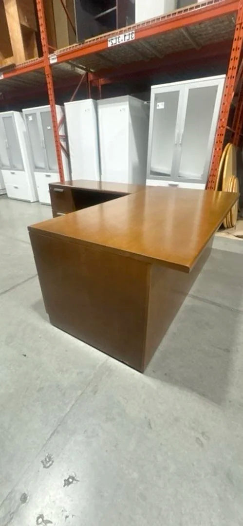 LH L-Shape Desk w/BBF and FF Ped