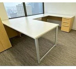 RH U-Shape Desk w/BBF Ped