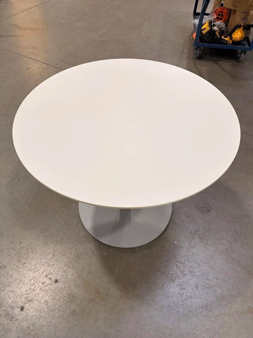 36" Round Table