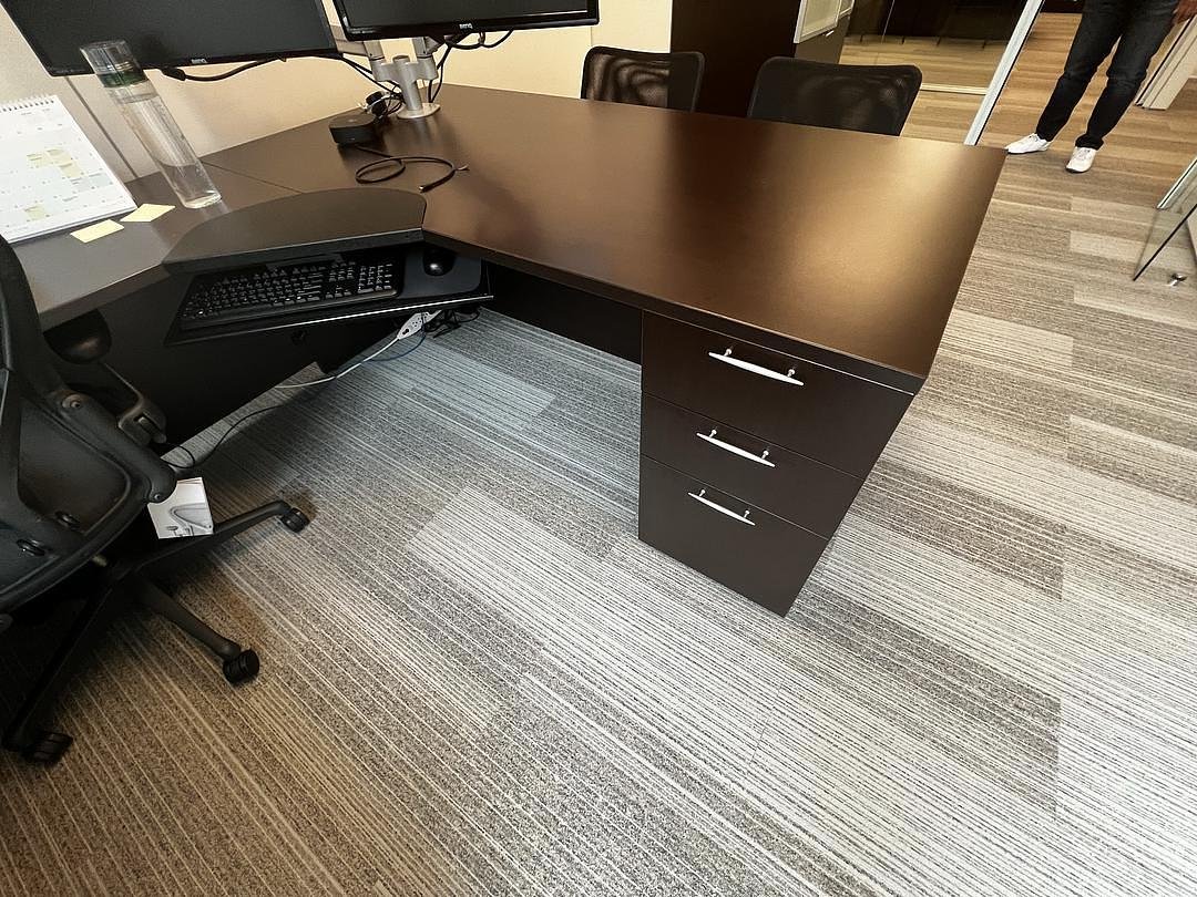 LH U-Shape Desk w/BBFLF and BBF Ped