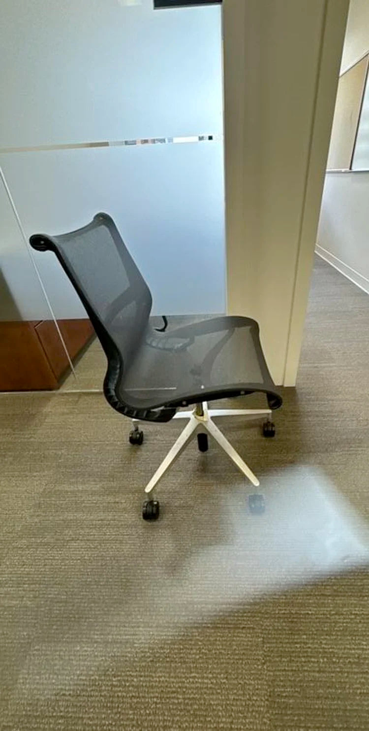 Herman Miller Setu Meeting Chair (No Arms)