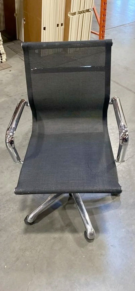 Mesh Lowback Meeting Chair