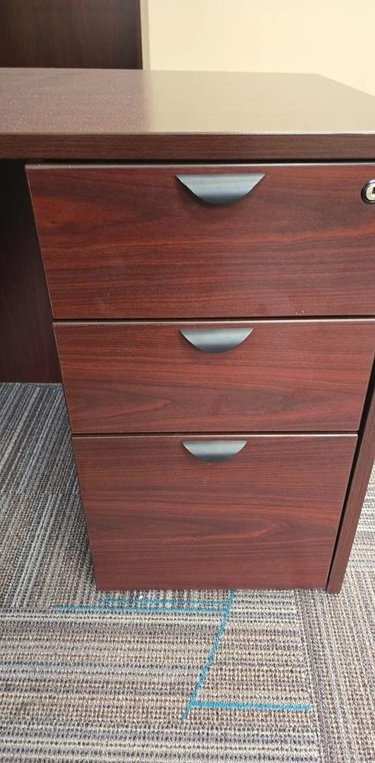 LH Bow Front L-Shape Desk w/BBF Ped