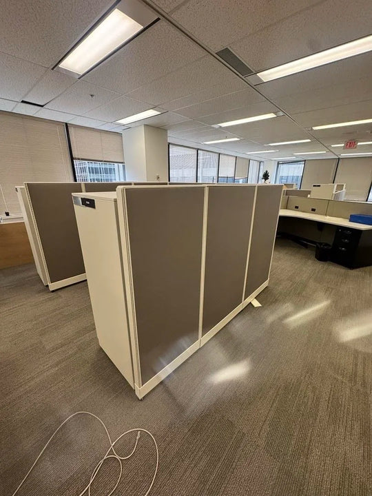 6.5' x 7' Trendway Workstation w/Storage Tower