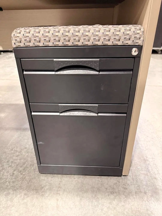 LH L-Shape Desk w/BF Ped