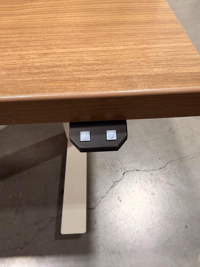 6' Haworth Electronic Sit Stand Desk w/Cut Out