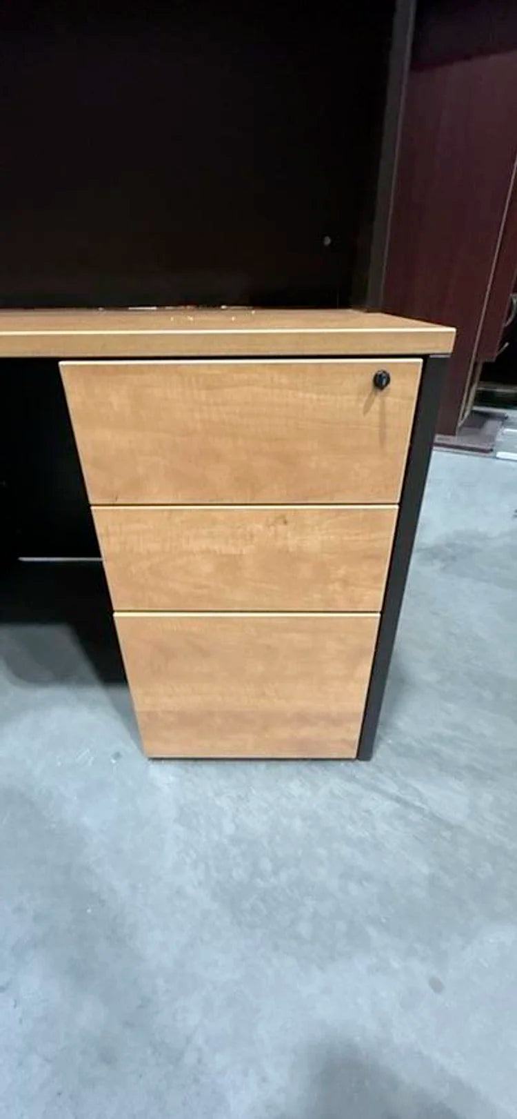 L-Shape Desk w/Hutch, BBF, FF Ped (Reversible)