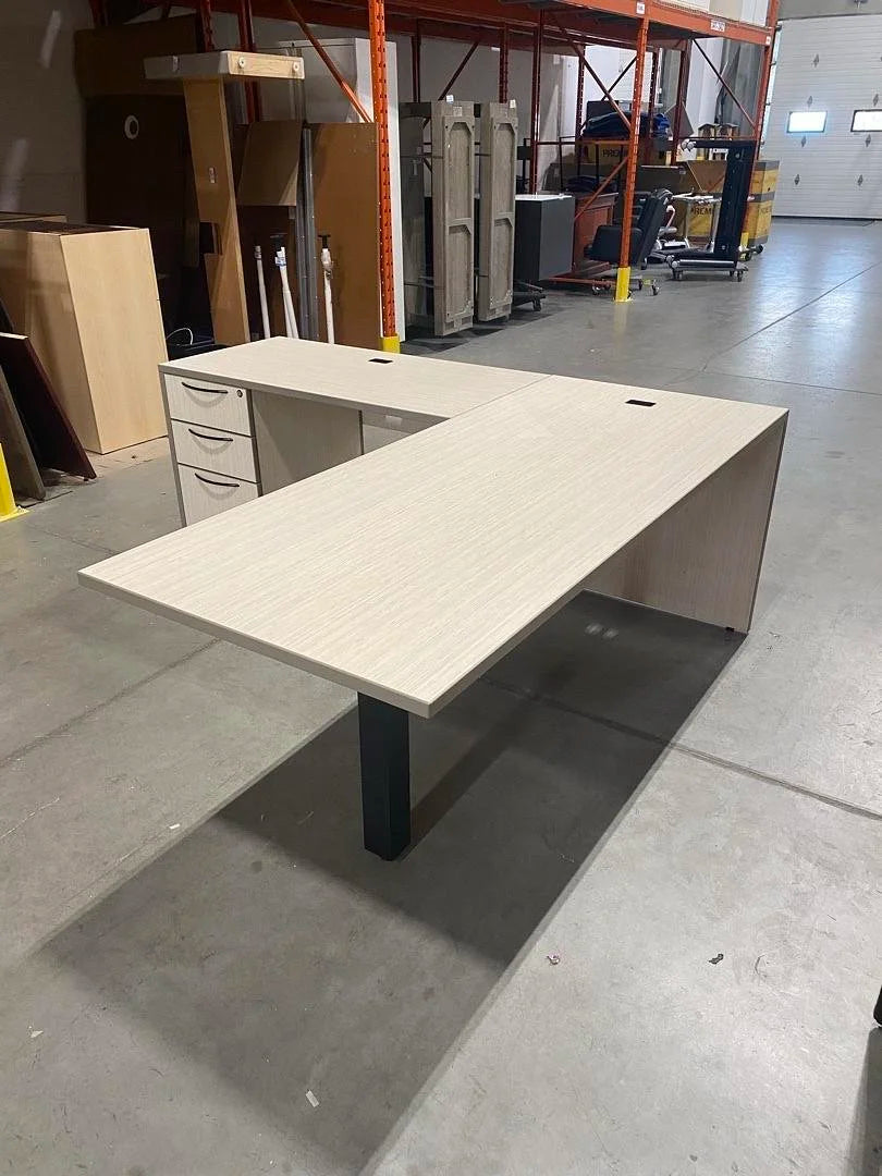 LH L-Shape Desk w/BBF Ped