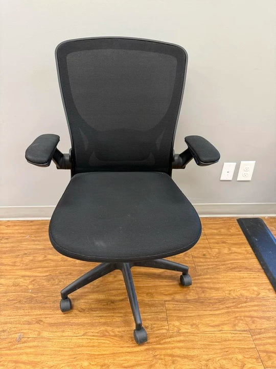 Mesh Back Meeting Chair
