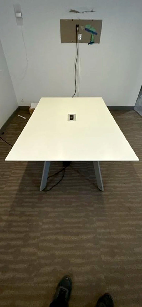 6' Rectangle Boardroom Table w/Electrical