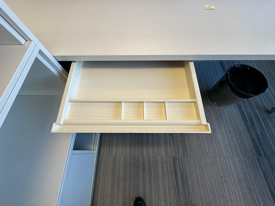 7' x 7' Herman Miller Workstation w/Glass, Stationary Tray & BF Ped
