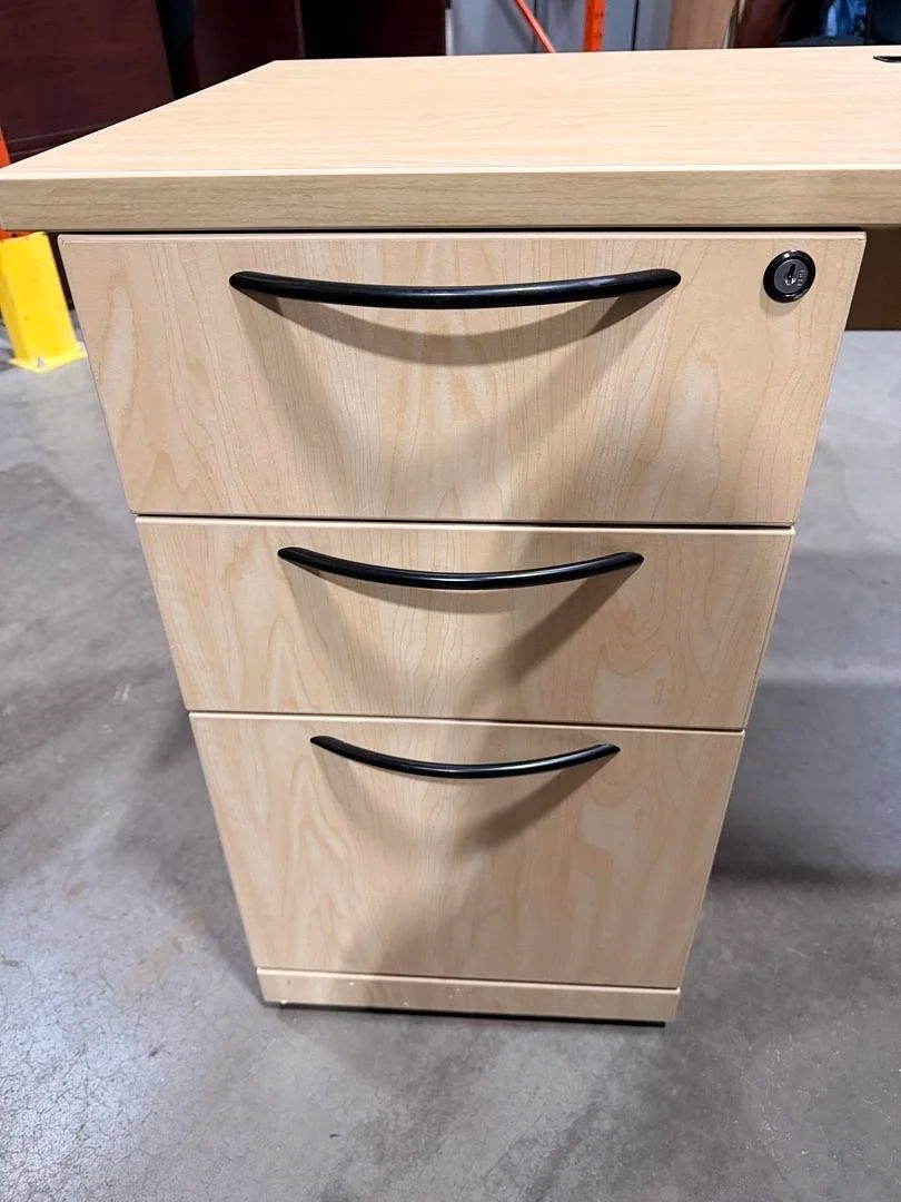 LH L-Shape Desk w/BBF Ped