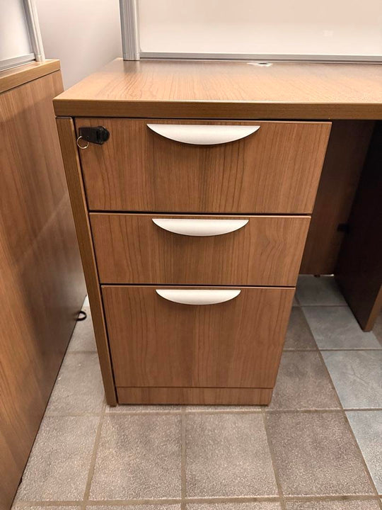 LH L-Shape Reception Desk w/BBF Ped