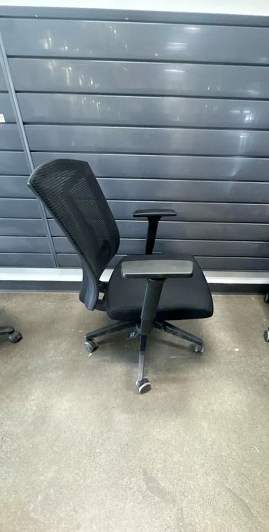 Heartwood Echo Mesh Back Task Chair