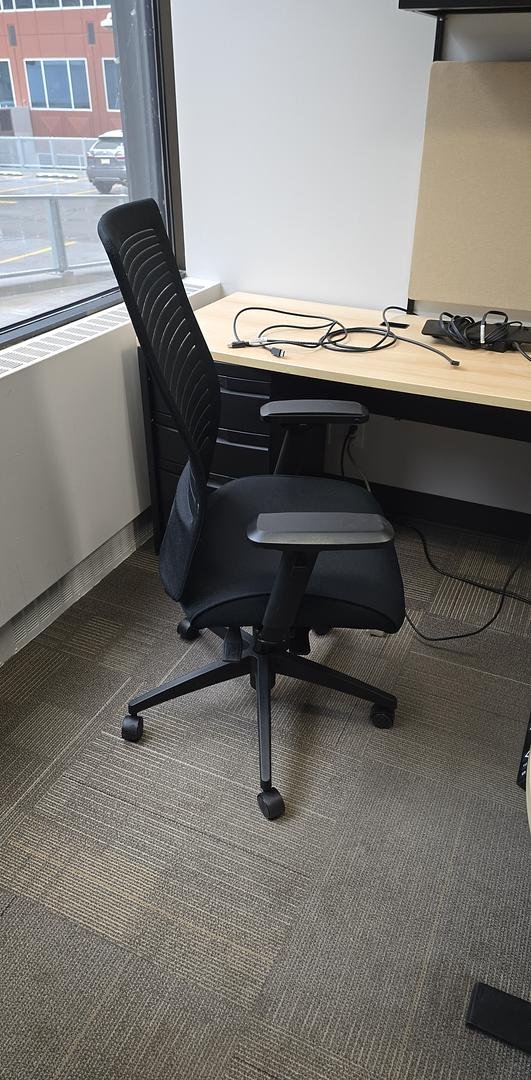 Mesh High Back Task Chair