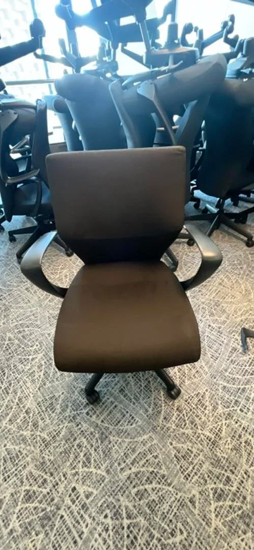 Keilhauer Tom Fabric Meeting Chair