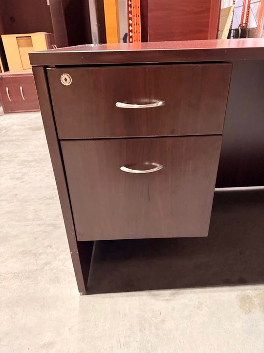 RH L-Shape Desk w/Hutch, BF Ped