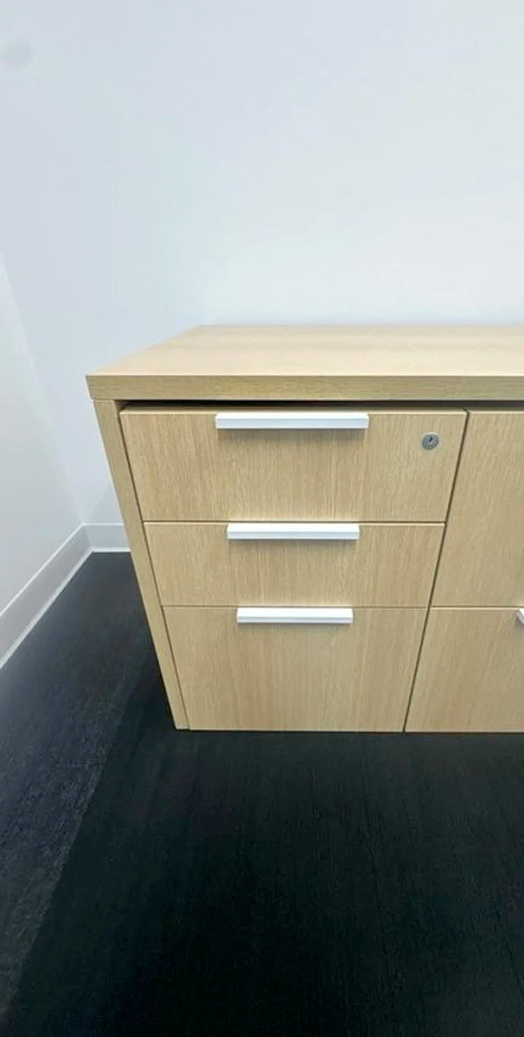 Teknion LH L-Shape Electronic Sit Stand Desk w/Shelf, FF, BBF Ped