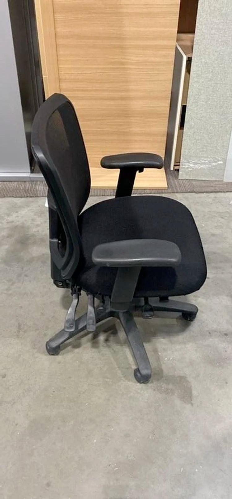 Mesh Back Task Chair