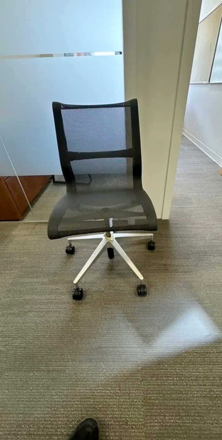 Herman Miller Setu Meeting Chair (No Arms)