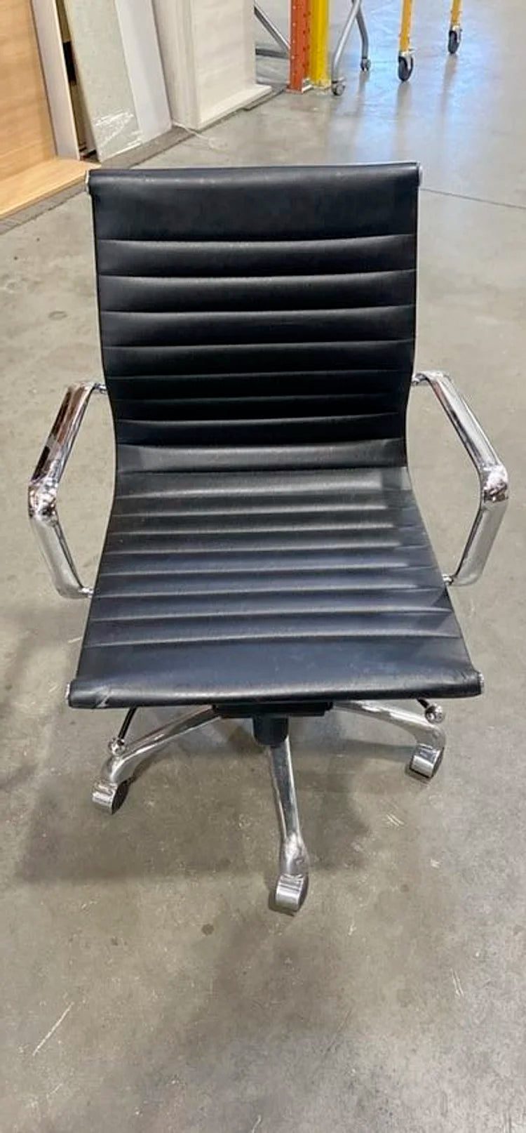 Leather Meeting Chair