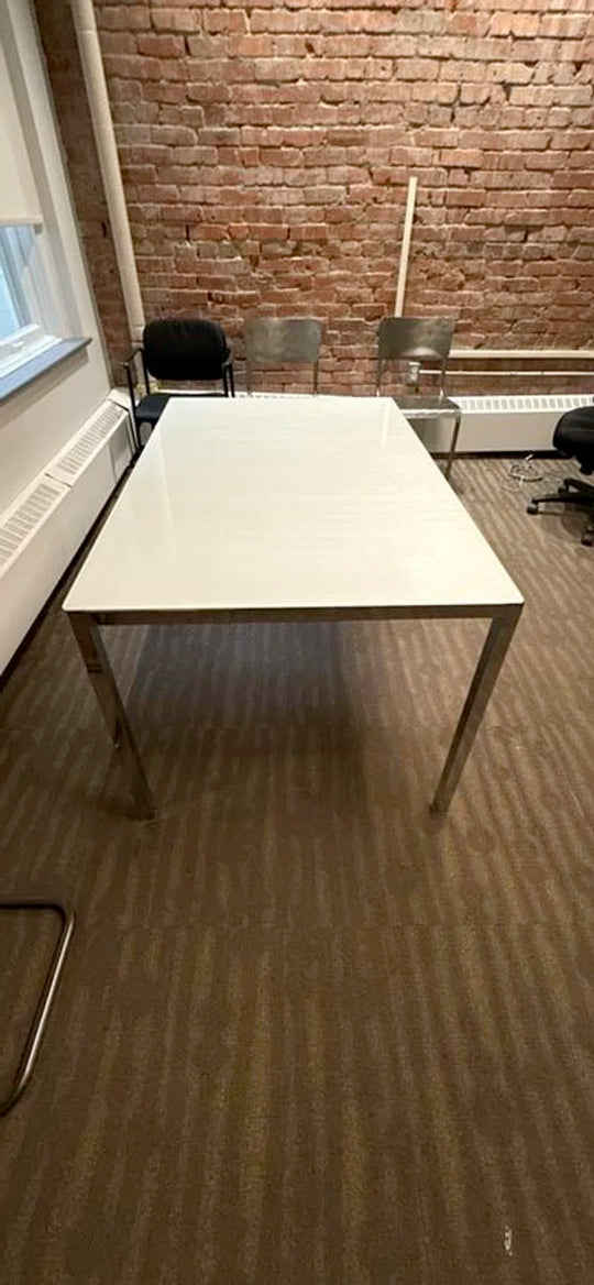 4.5' Glass Top Meeting Table