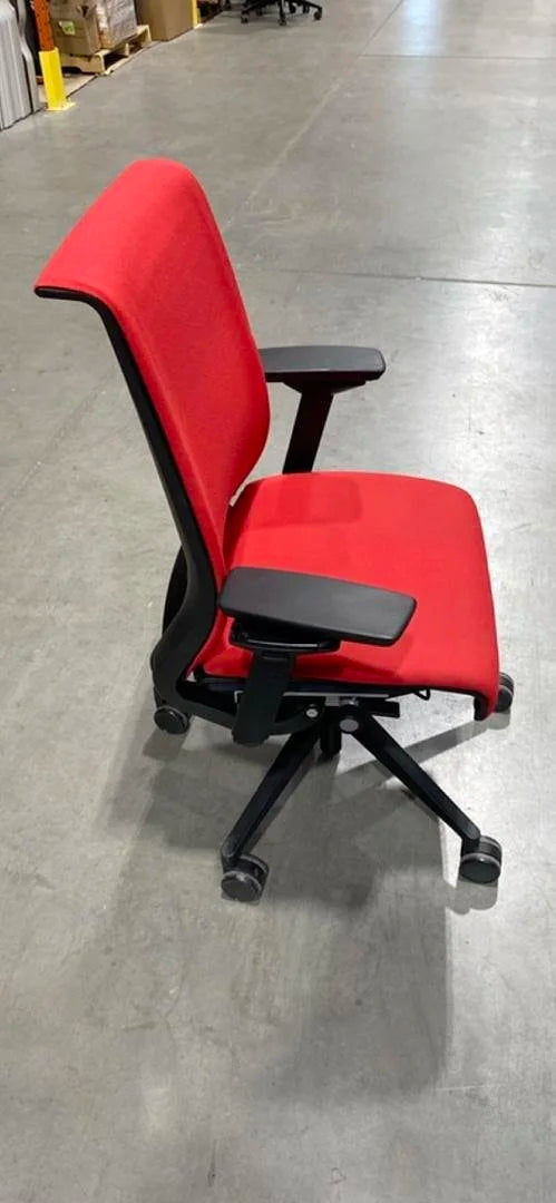 Steelcase Think Task Chair