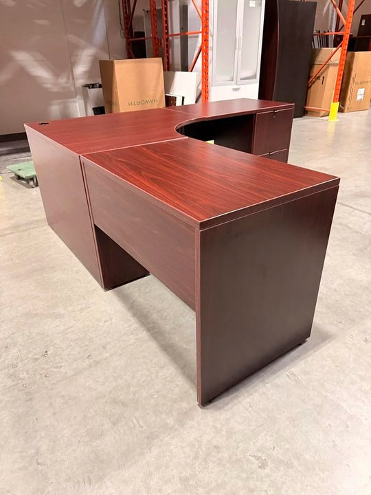 3 Piece L-Shape Desk w/FF Ped (Scratch on Surface)