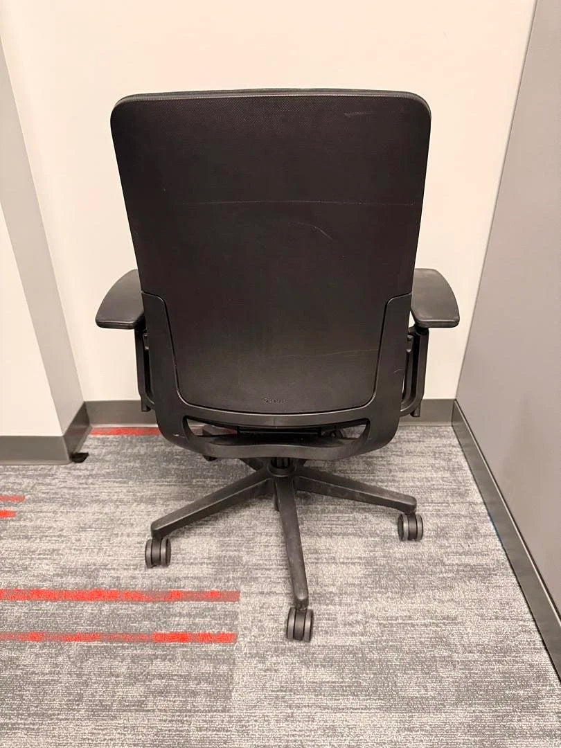 Steelcase Amia Task Chair