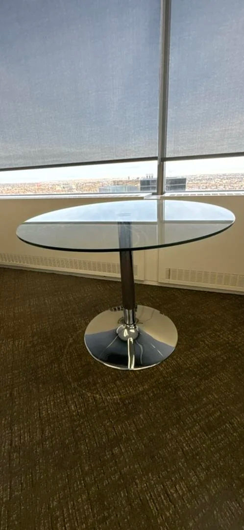 40" Round Glass Table
