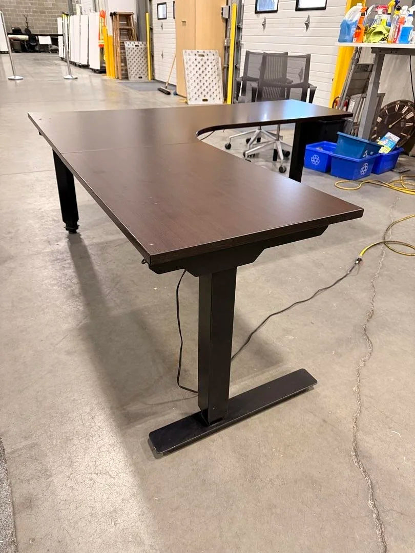 LH L-Shape Electronic Sit Stand Desk w/BF Ped (Surface Damage)