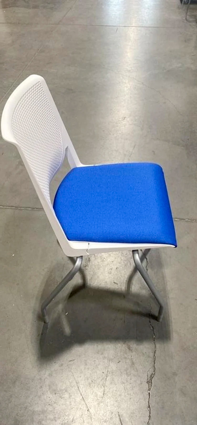 Haworth Very Stacking Guest Chair