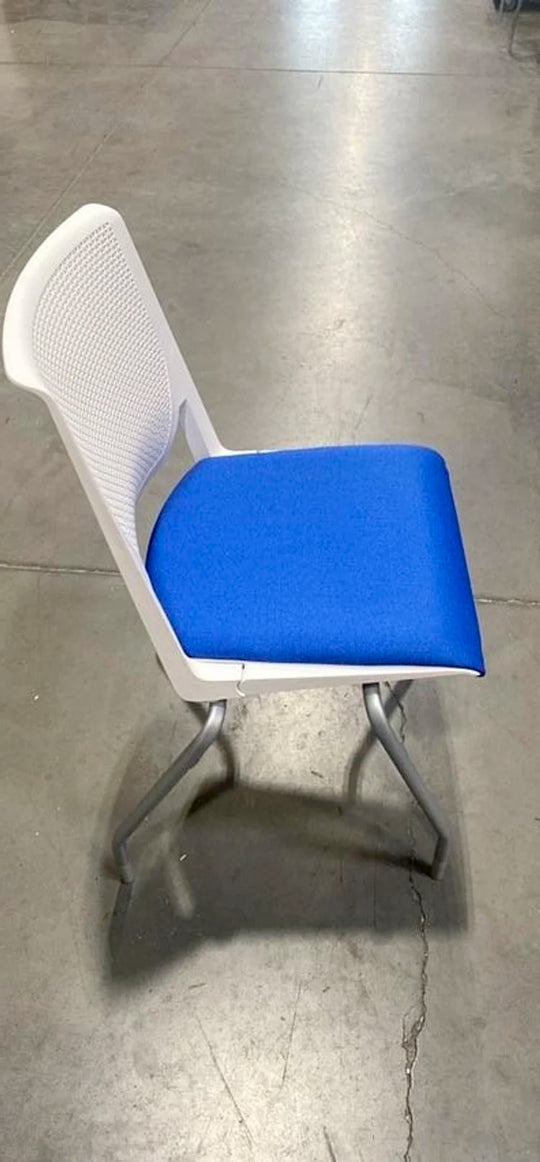 Haworth Very Stacking Guest Chair