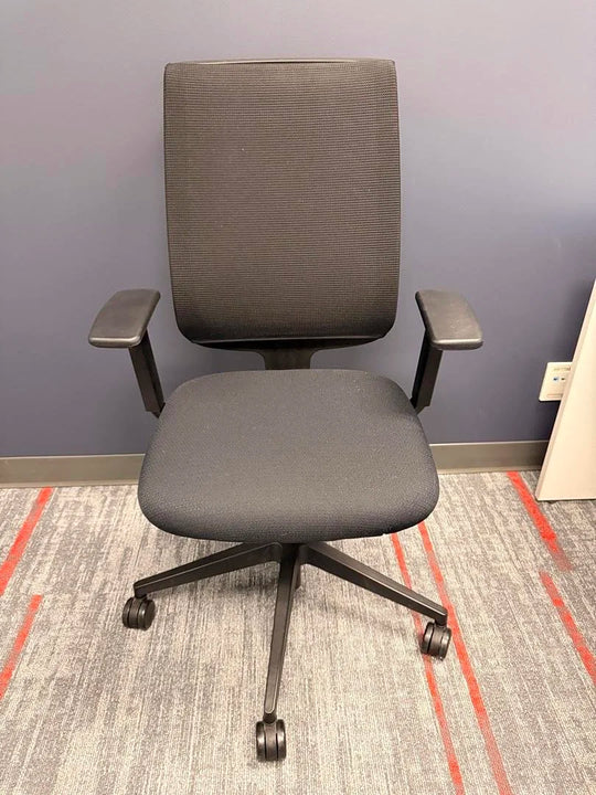 Steelcase Reply Mesh Back Task Chair