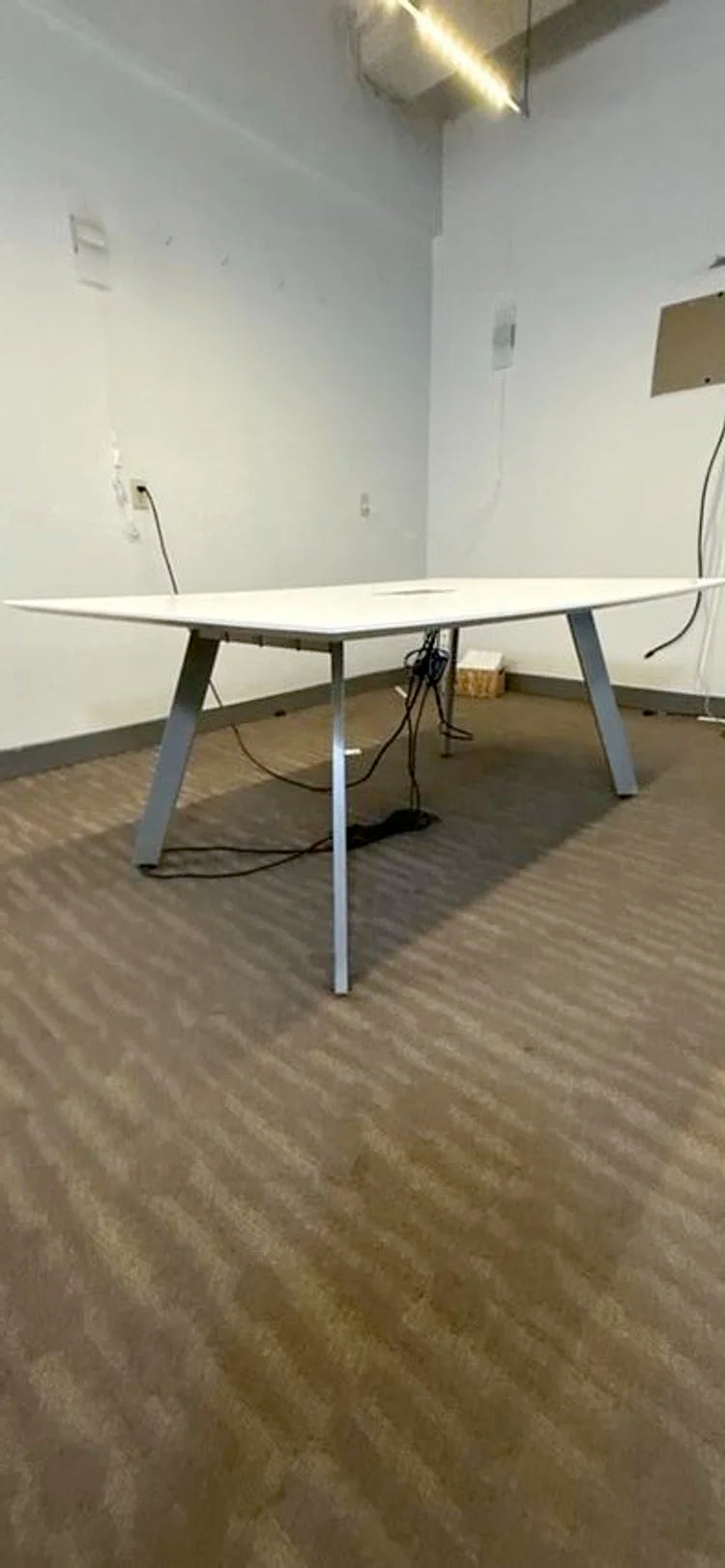 6' Rectangle Boardroom Table w/Electrical