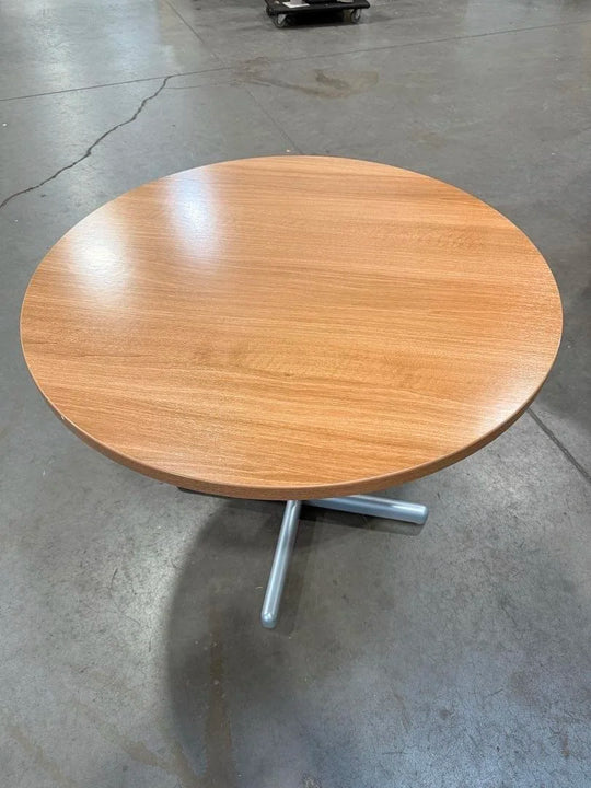 36" Round Table