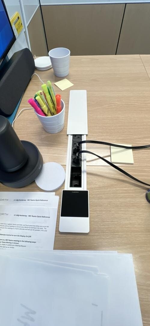 9.5' Rectangle Meeting Table w/Electrical