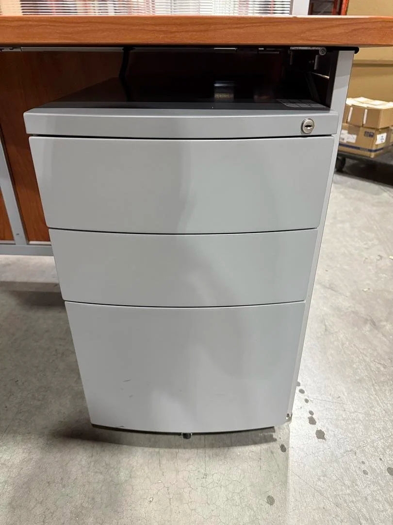 Swiftspace Mobile Folding L-Shape Workstation w/BBF Ped