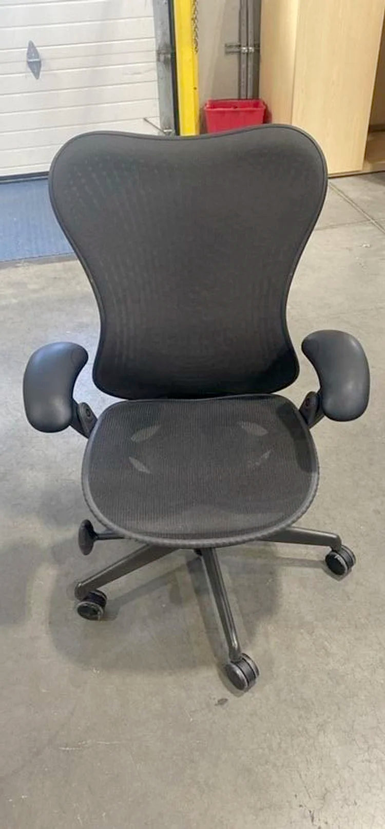 Herman Miller Mirra Meeting Chair